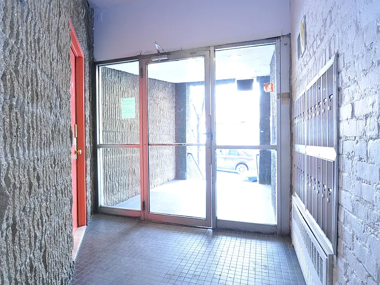 220 E 95th St #BC — Photo 9