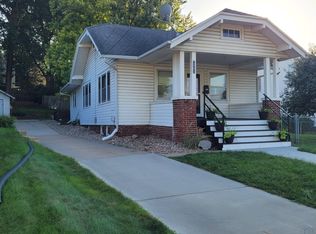 2963 Stone Park Blvd, Sioux City, IA 51104