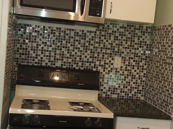 4th image of 498 S 7th St APT 1B