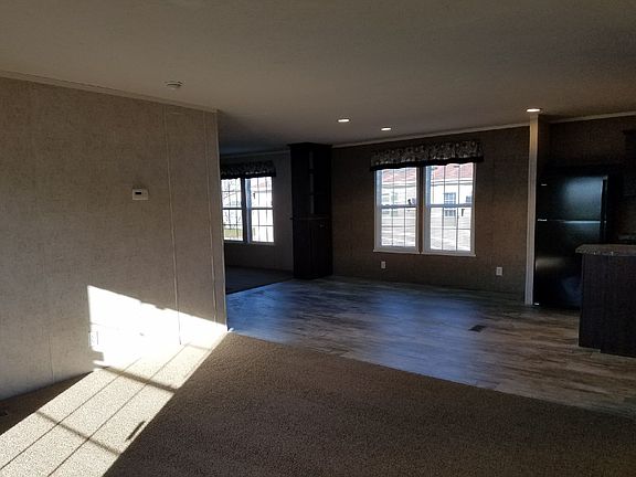 5th image of 1250 Paree St #1067