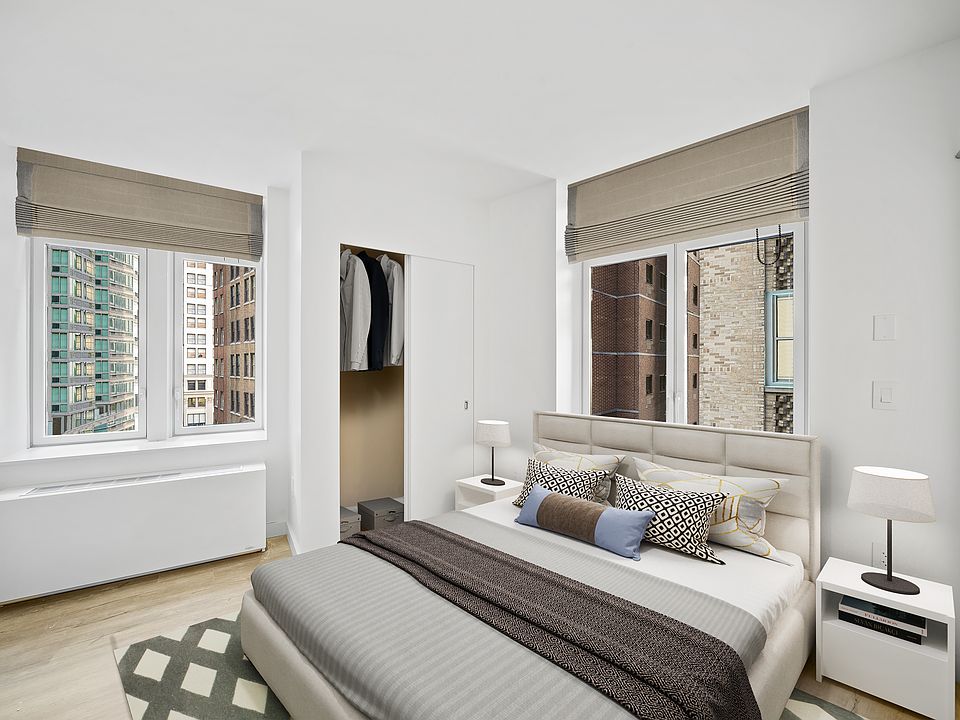 1st image of 90 John St #1310