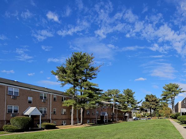 600 Moores Ln APT 69