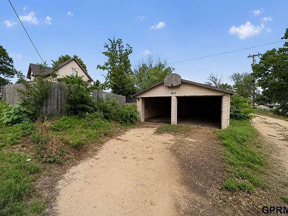 3rd image of 1400 6th St