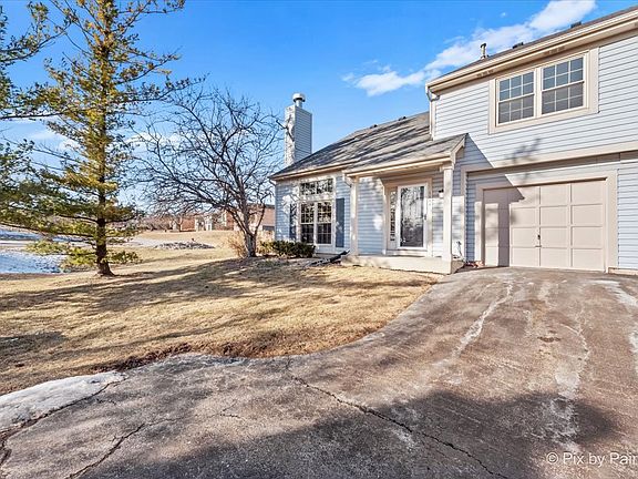 2nd image of 1104 N Knollwood Dr