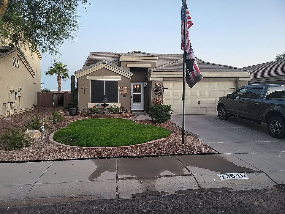 Awesome yard w/sprinkler sys