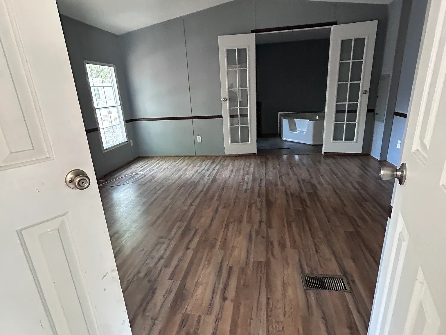 3 bed, 1216 sqft, $1,300 — Photo 4