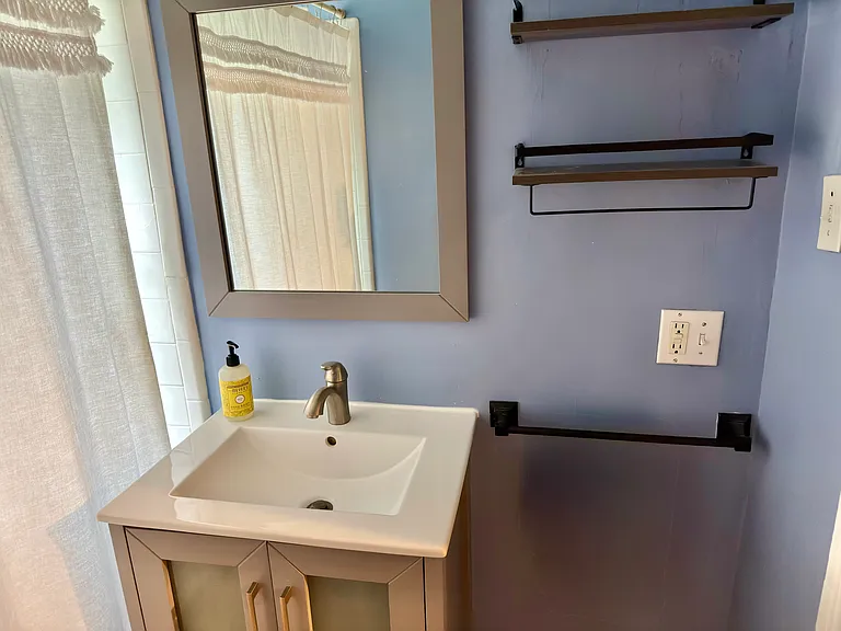 319 Circle Ave — Photo 21
