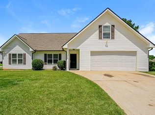 320 Woodland Ridge Cir, Covington, GA 30016