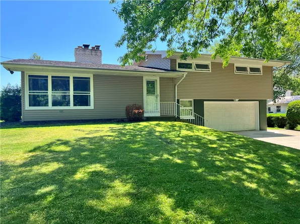 3933 Tonquin St, Erie, PA 16506