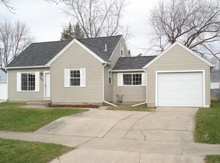 1807 2nd Ave SE, Austin, MN 55912