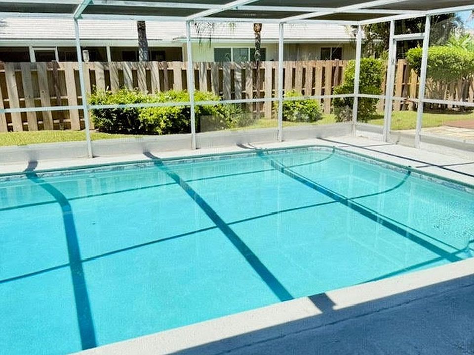 1st image of 4073 Lakespur Cir S