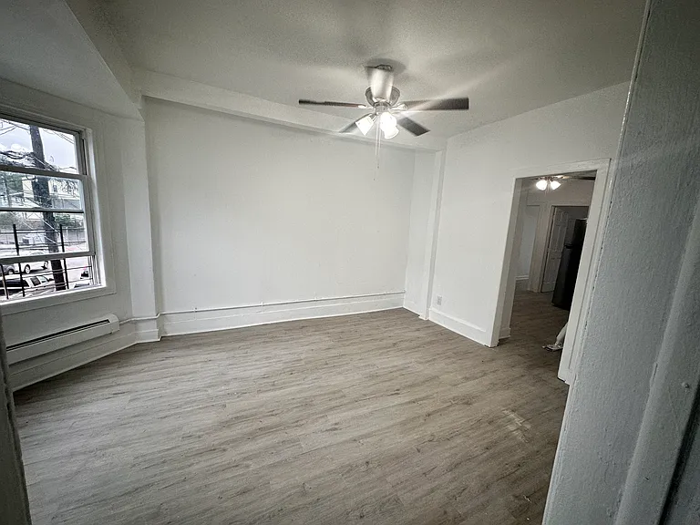 530 Summer St #2 — Photo 2
