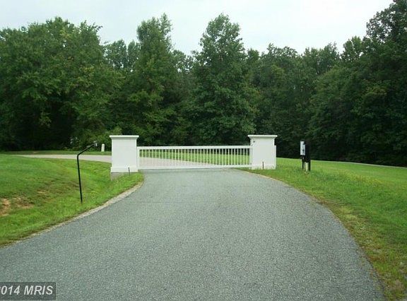 5th image of 7319 Warwick Plantation Ln