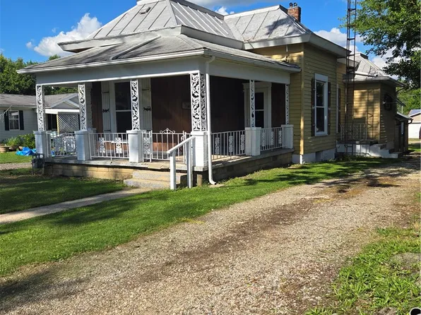 622 N Union St, Union City, IN 47390