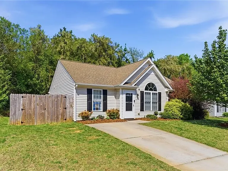 11 Franklinwood Dr — Photo 29