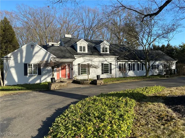 911 Merriman Rd, Akron, OH 44303