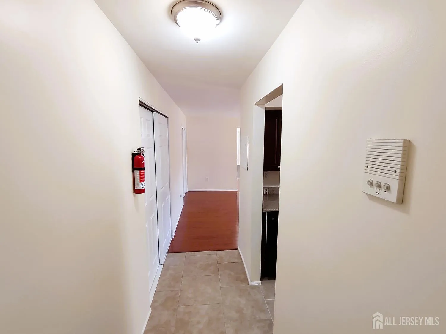 2 bed, 2.0 bath, $2,500 — Photo 2