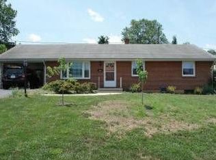 5602 Thornrose Rd, Roanoke, VA 24012
