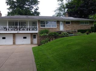 6207 Melody Rd NE, Canton, OH 44721