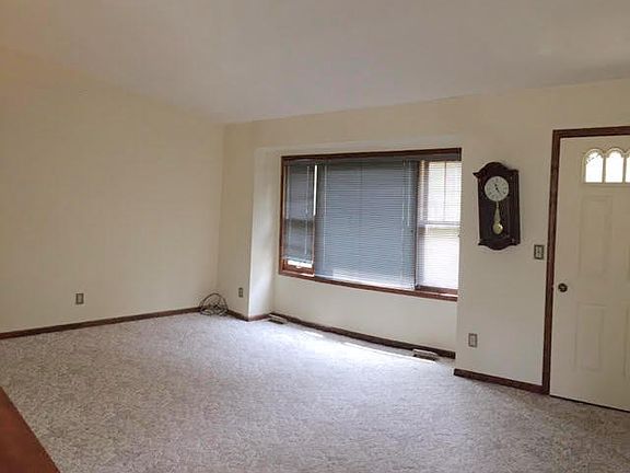 5th image of 2857 Fairway Dr