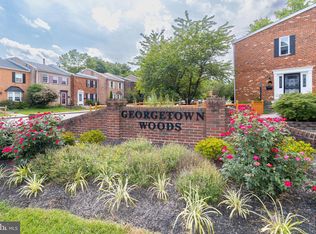 6558 Gildar St, Alexandria, VA 22310