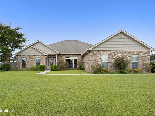 12124 Sargent Cherry Dr, Vancleave, MS 39565