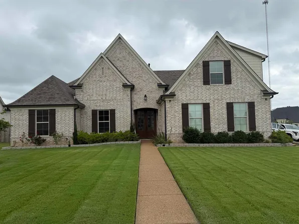 45 Laurel Wood Ln, Oakland, TN 38060