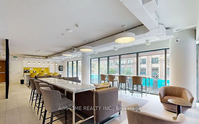 203 College St #1506 — Photo 8