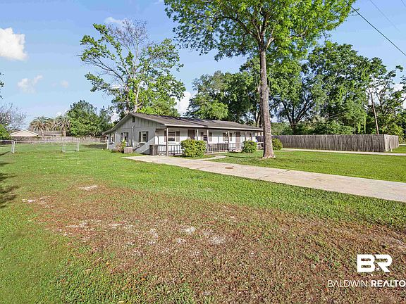 4th image of 9032 Ingleside Ave