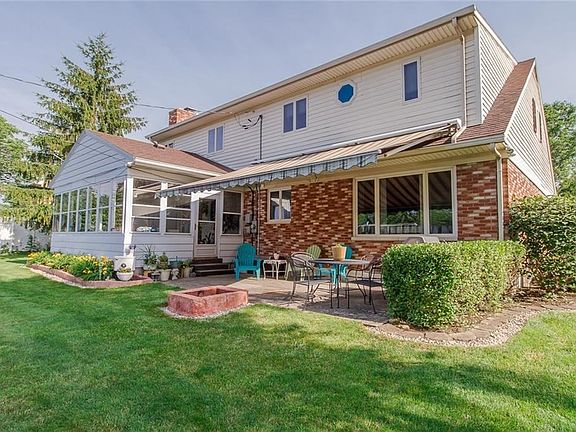 2nd image of 1255 Highland Dr