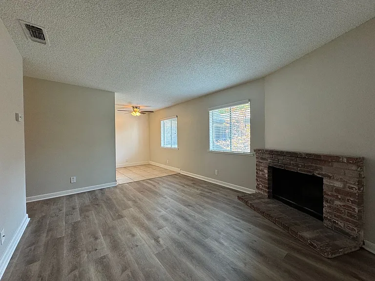 1324 G Street — Photo 3
