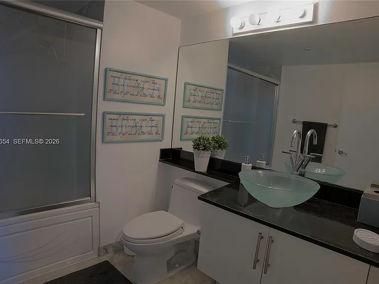 31 SE 5th Ave #1203 — Photo 15