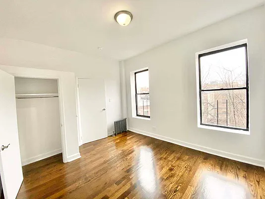 Rented by Bohemia Realty Group | media 10