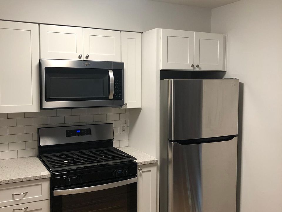 New cabinets and quarts countertop