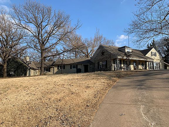 5th image of 2025 S Van Buren St
