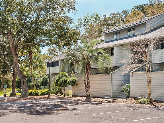 2nd image of 1138 Village Creek Ln APT 3