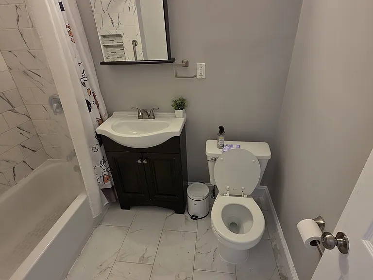 3230 Lexington Ave #11 — Photo 11