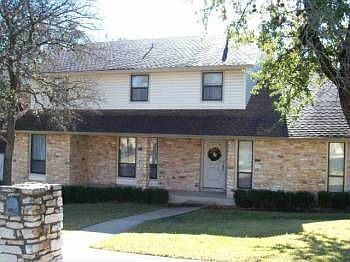 1st image of 2105 Apricot Glen Dr