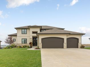 8106 N 127th Ave, Omaha, NE 68164