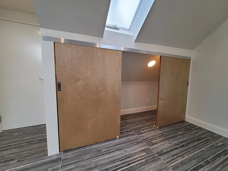 2014 Clement St #B — Photo 11