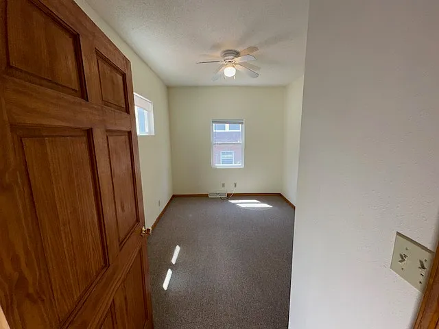 1612 King St — Photo 8