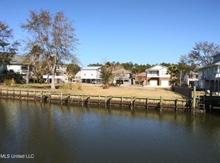 118 Willow Ln #27, Pass Christian, MS 39571