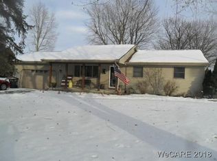 3334 Kemp Rd N, Lima, OH 45807