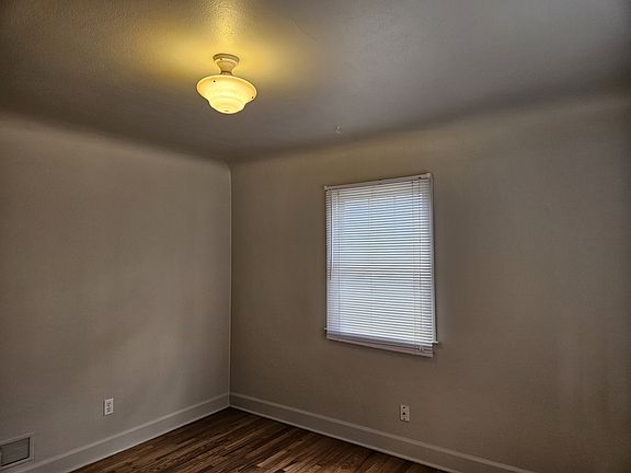 5th image of 1225 15th Ave