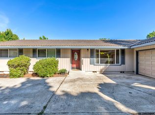 425 Bowmont Cir, Medford, OR 97504