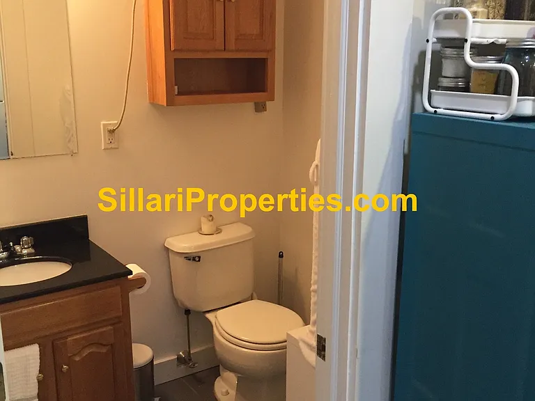 302 Highland Ave — Photo 9