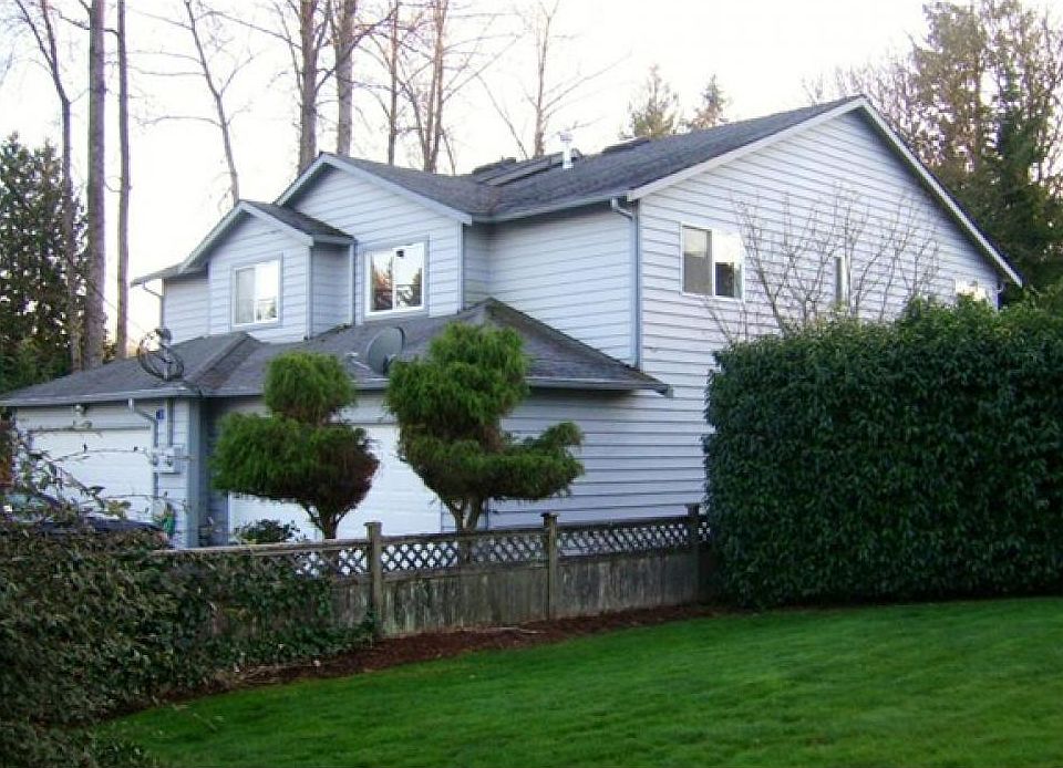 1st image of 210 99th Ave SE