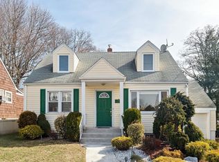 30 Burchard St, Edison, NJ 08837