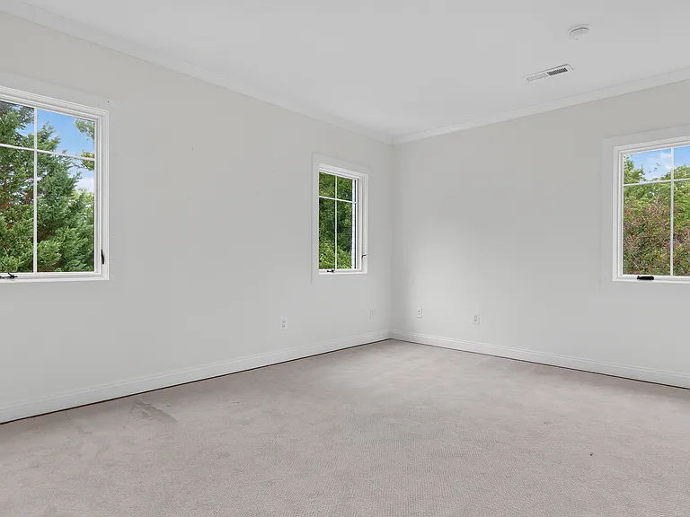 7818 Leland Rd — Photo 33
