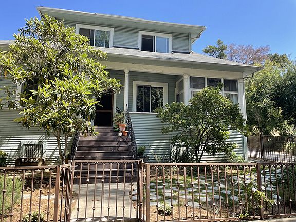 5th image of 1405 1/2 Scott Ave